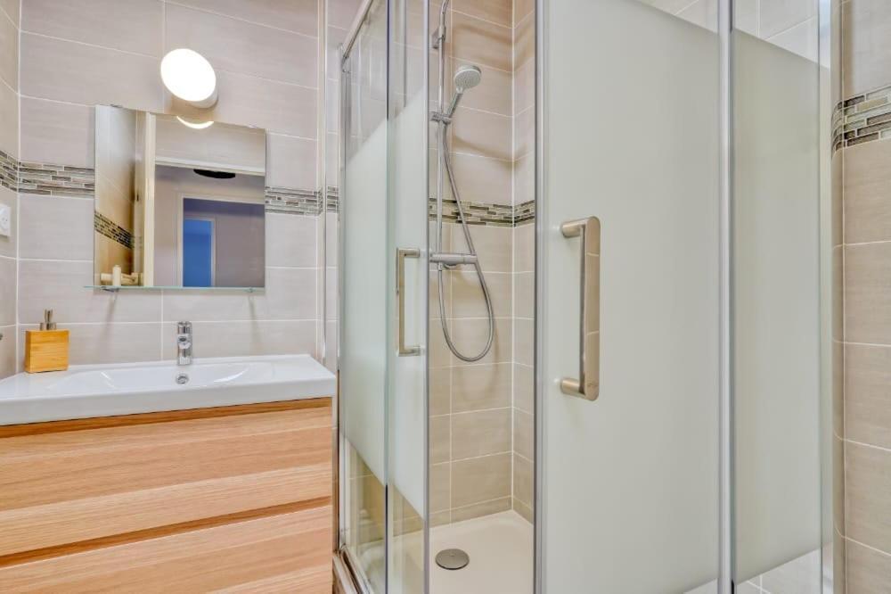 Logement Sarah Courcouronnes Bagian luar foto