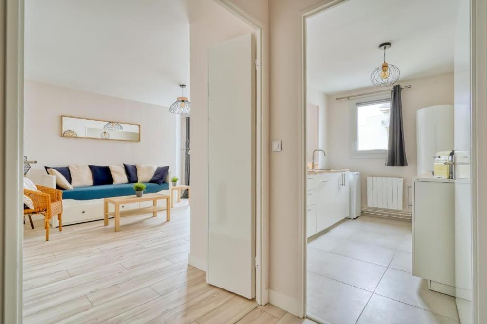 Logement Sarah Courcouronnes Bagian luar foto