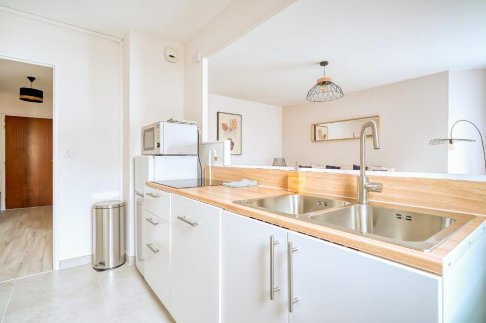 Logement Sarah Courcouronnes Bagian luar foto
